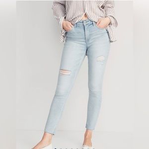 Old Navy Rockstar Super Skinny High Rise Distressed Ankle Jeans